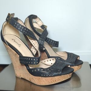 Qupid Black Criss-Cross Laser Cut Platform Wedge Open-Toe Women's Size 6.5*